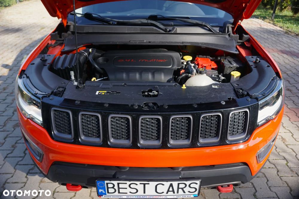 Jeep Compass - 22