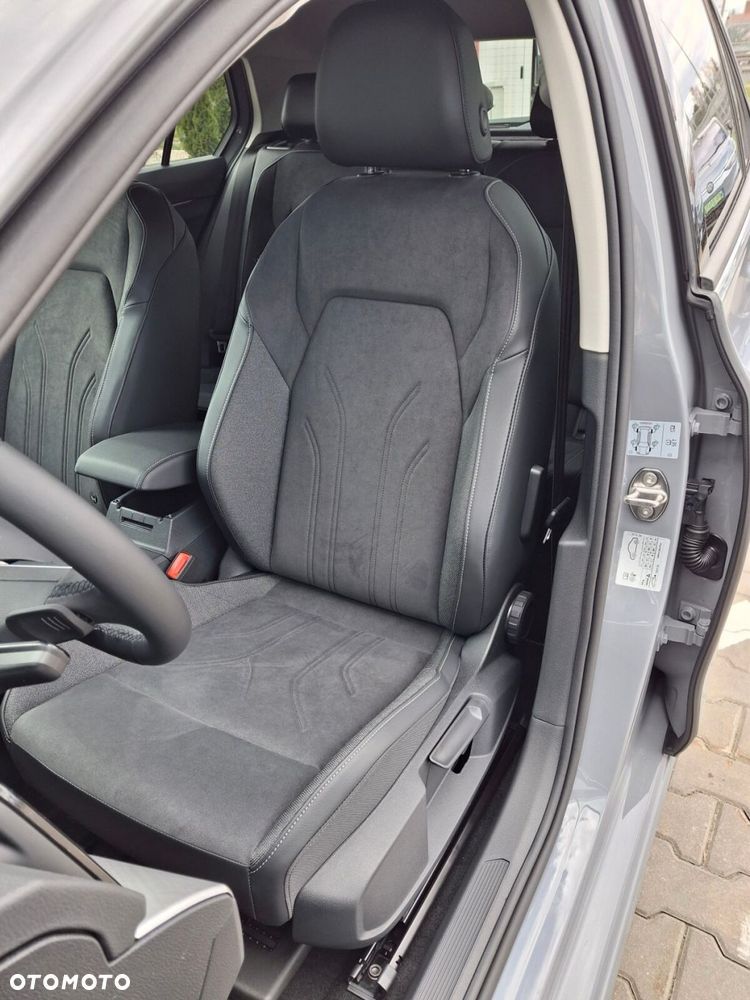 Volkswagen Golf - 11