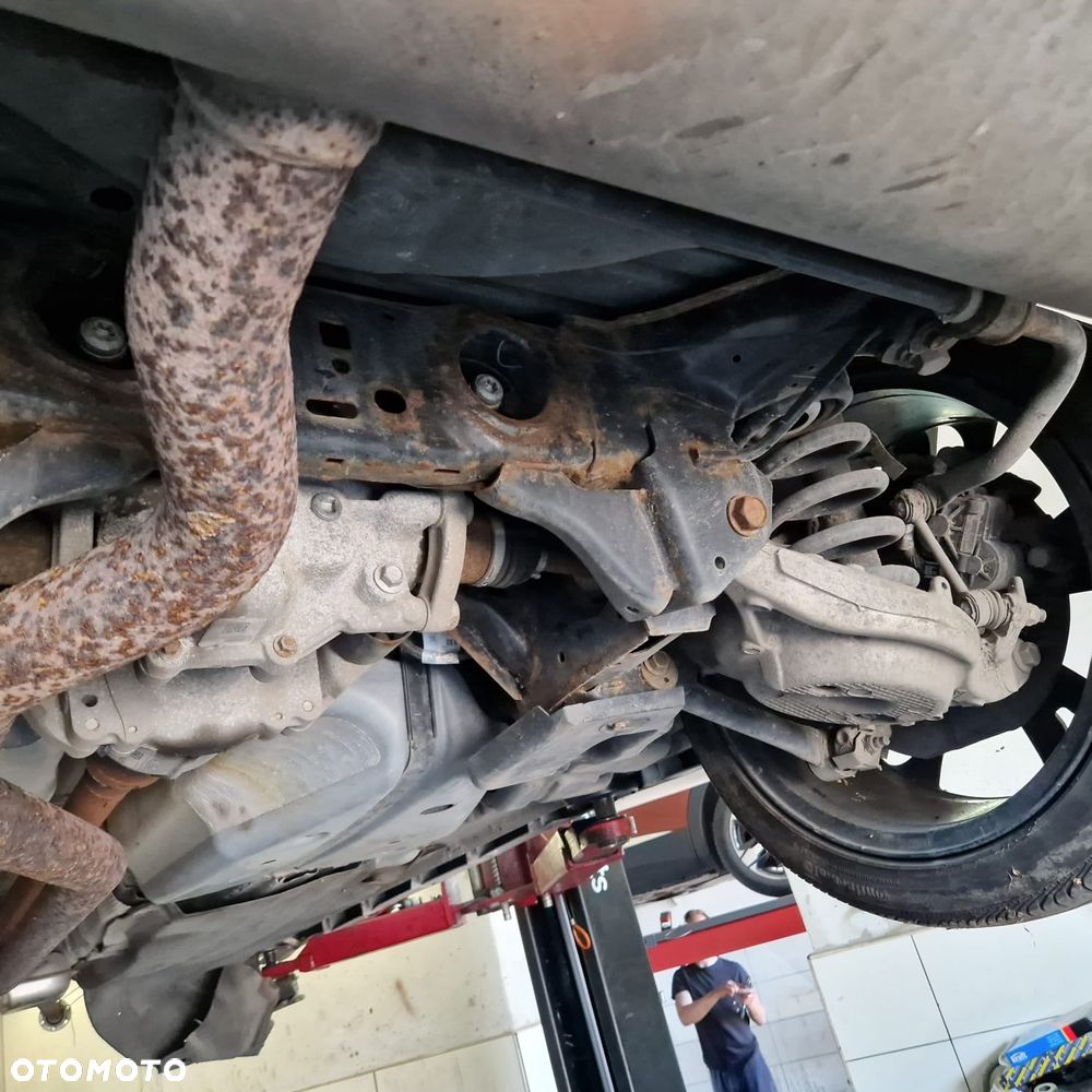 Belka tylna zawieszenia Ford Fusion 2.0 Ecoboost. - 1