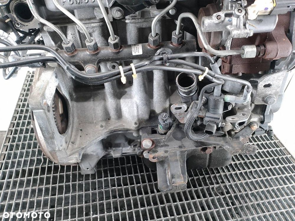 SILNIK PEUGEOT 308 II (T9) 9H05  10JBFC 1.6 e-HDI - 7