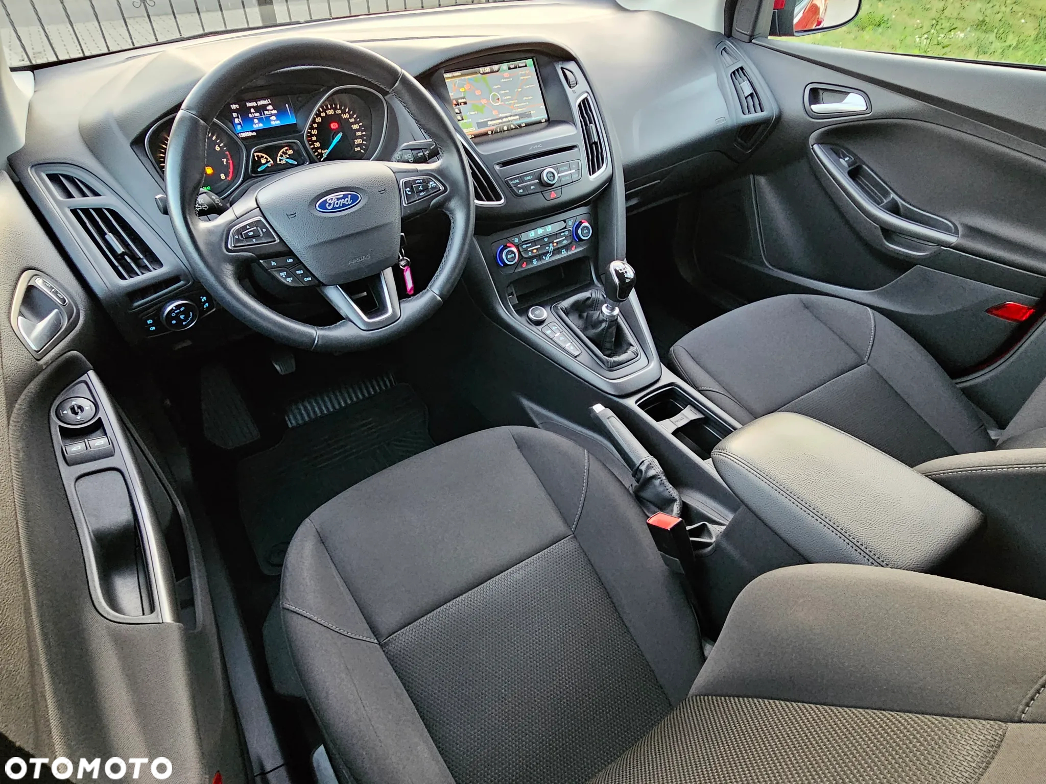 Ford Focus Turnier 1.0 EcoBoost Start-Stopp-System ACTIVE X - 31