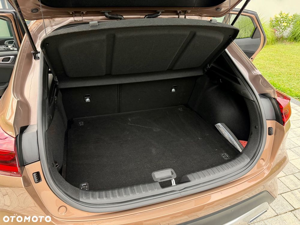 Kia XCeed 1.5 T-GDI M - 33