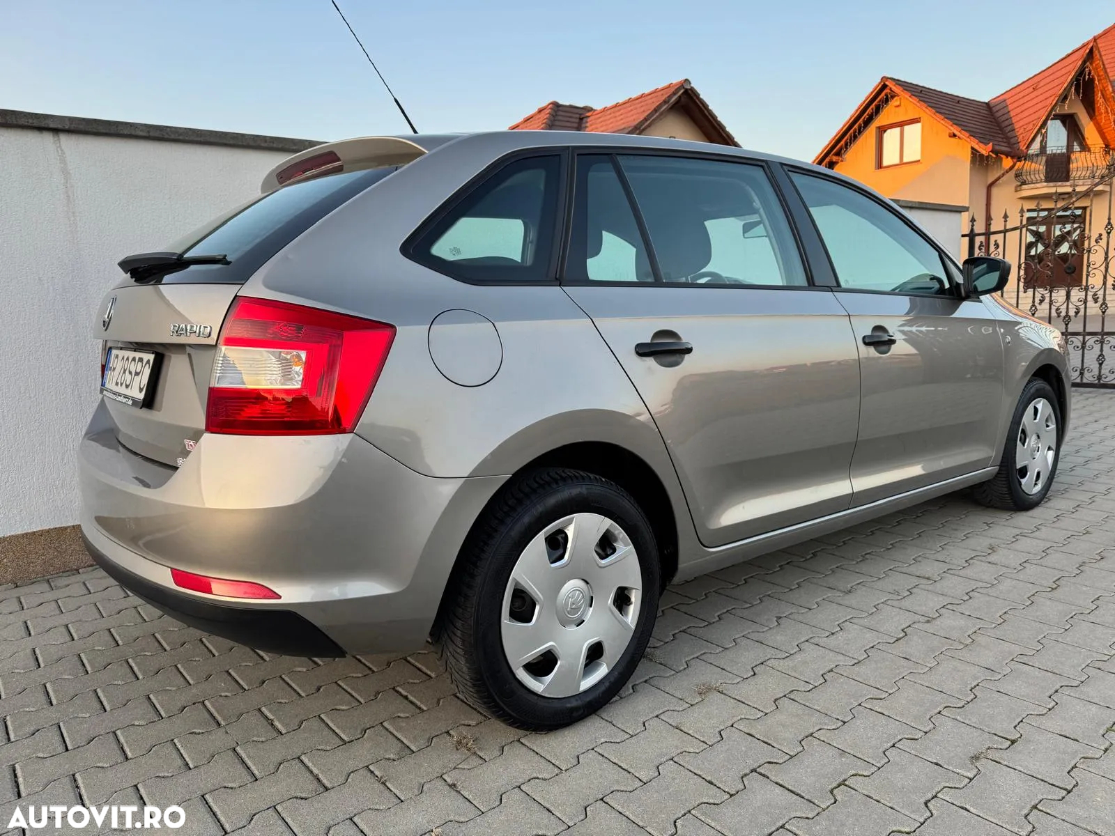 Skoda RAPID - 9