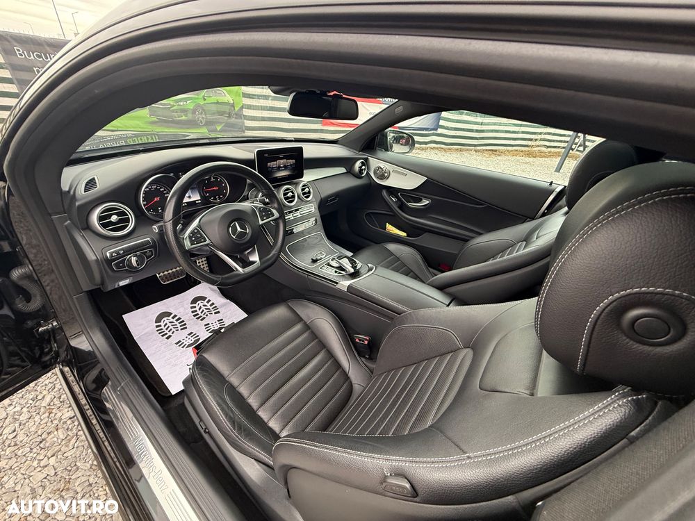 Mercedes-Benz C 220 d Coupe 4Matic 9G-TRONIC AMG Line - 13