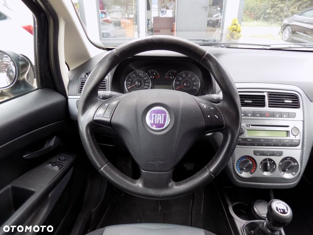 Fiat Grande Punto - 6