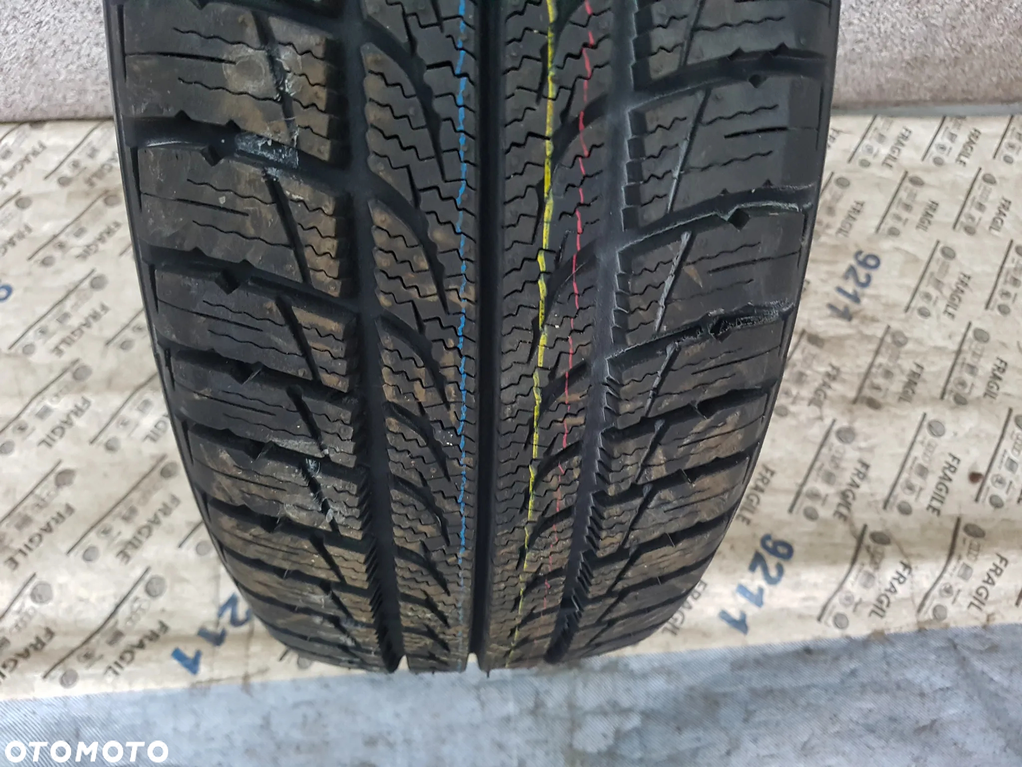 OPONA KUMHO SOLUS VIER ALL SEASON   195/65R15  195/65/15 - 2