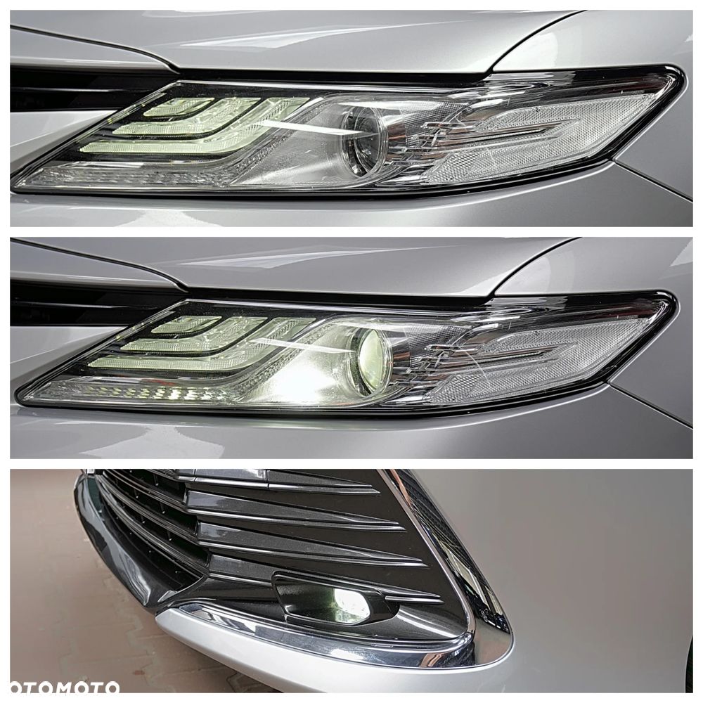 Toyota Camry 2.5 Hybrid Executive CVT - 36