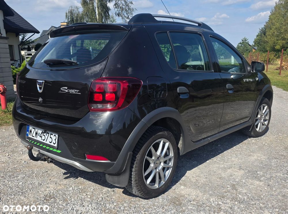 Dacia Sandero - 8