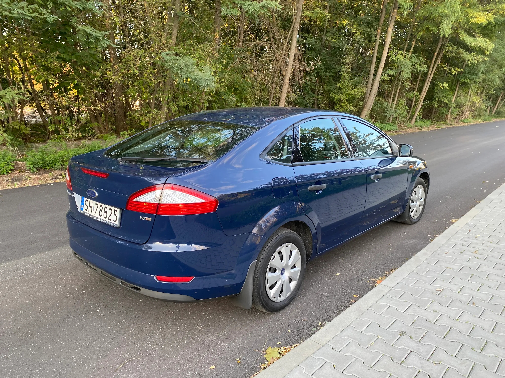 Ford Mondeo 1.8 TDCi Trend - 13