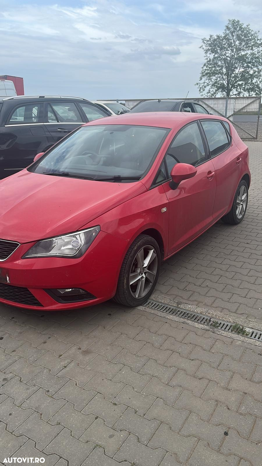 Dezmembram Seat Ibiza 1.4 benzina din 2014 - 2