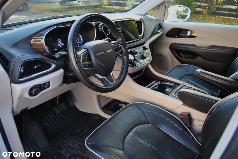 Chrysler Pacifica 2022 photo 5