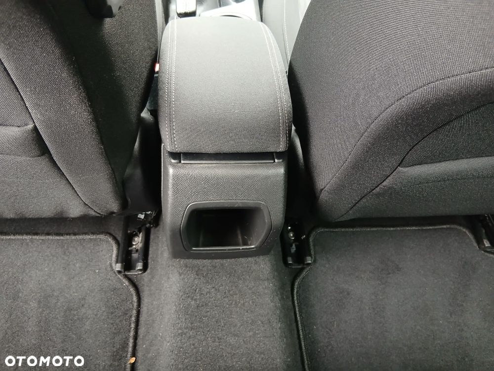 Peugeot 308 1.6 BlueHDi Business Line S&S - 33
