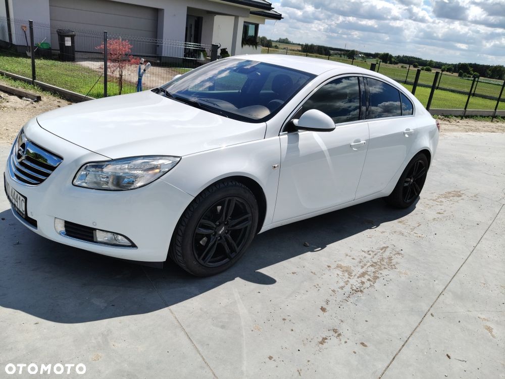 Opel Insignia - 1