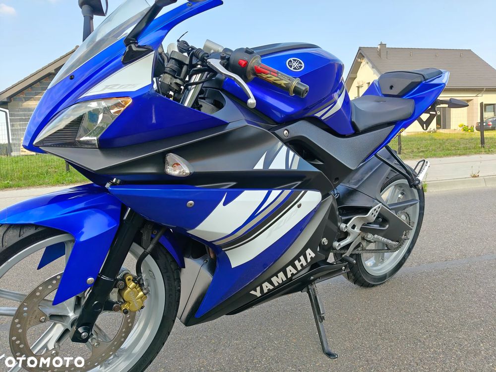 Yamaha YZF - 8