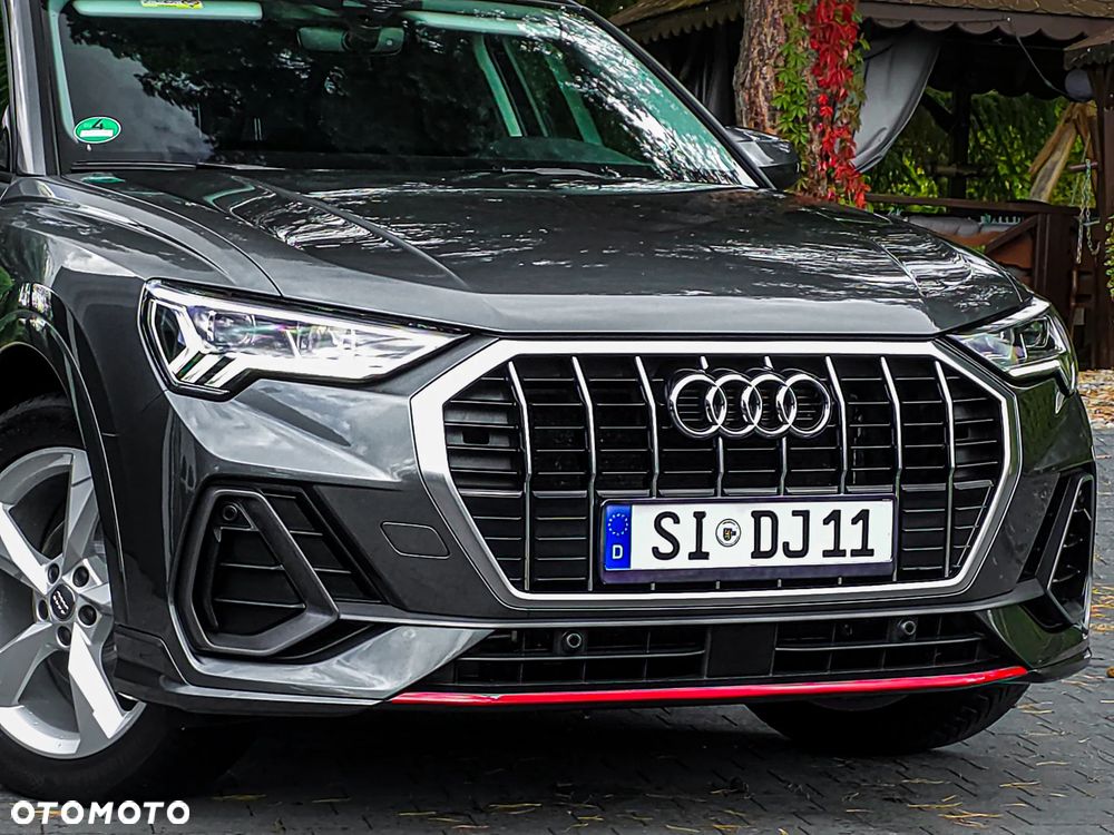 Audi Q3 2019 photo 5