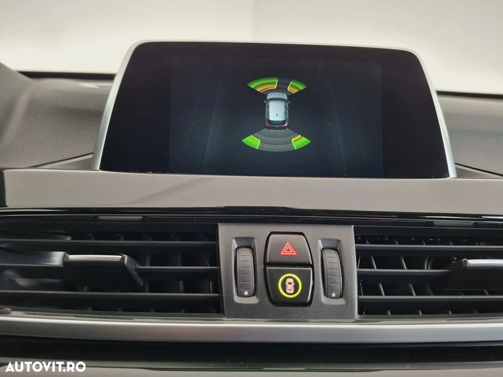 BMW X1 xDrive18d Aut. Sport Line - 12