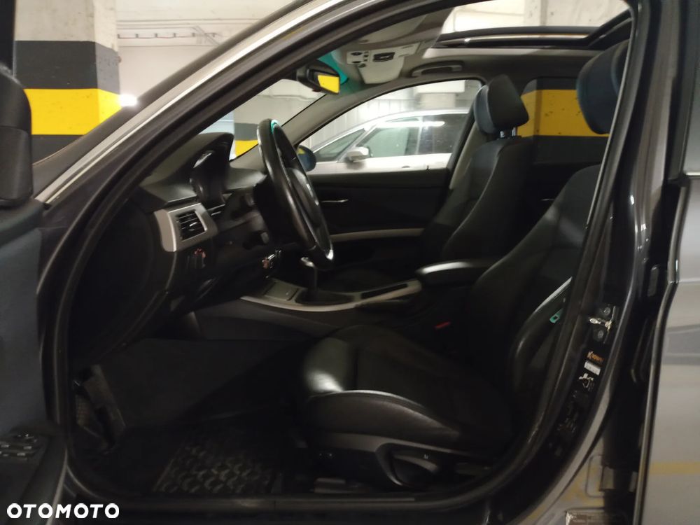 BMW Seria 3 325i Edition Lifestyle - 6