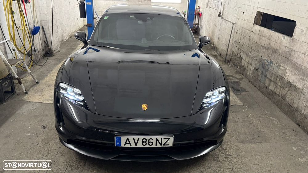 Porsche Taycan Sport Turismo - 2