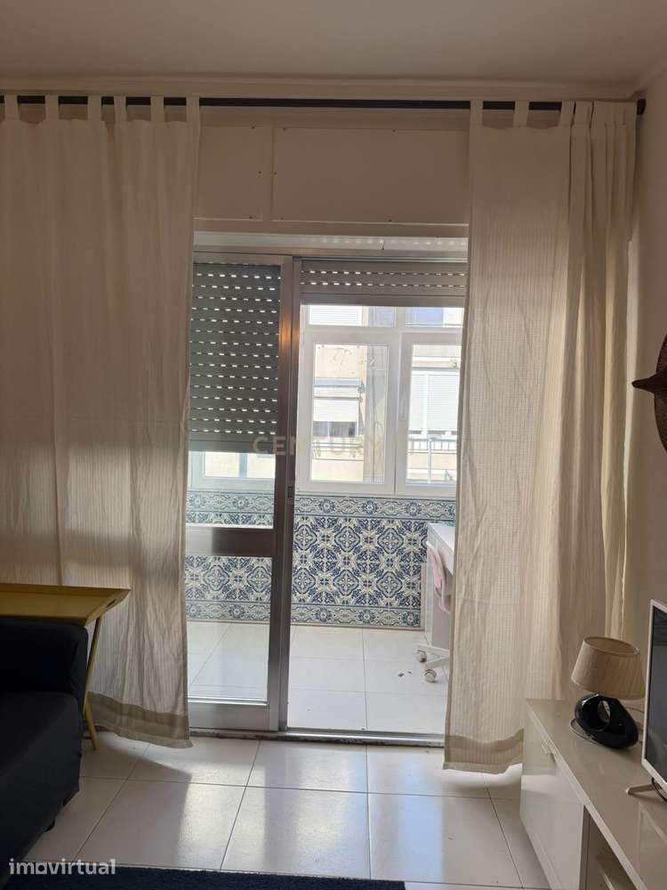 T1 em Algés, Oeiras - Localização Central e Conforto - Grande imagem: 2/9