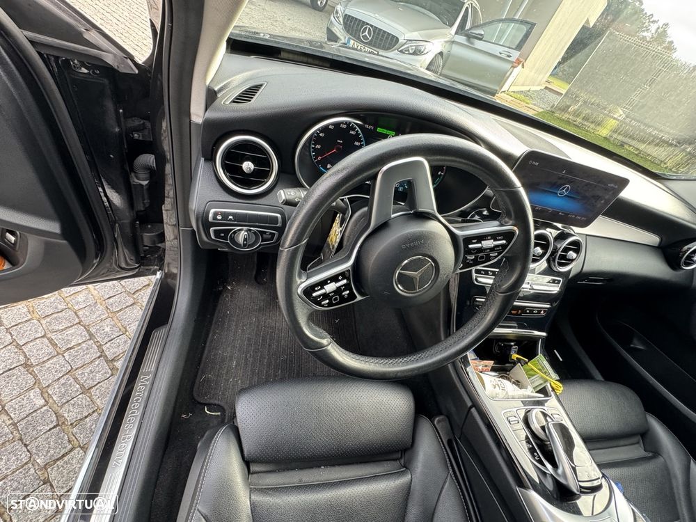 Mercedes-Benz C 300 - 12