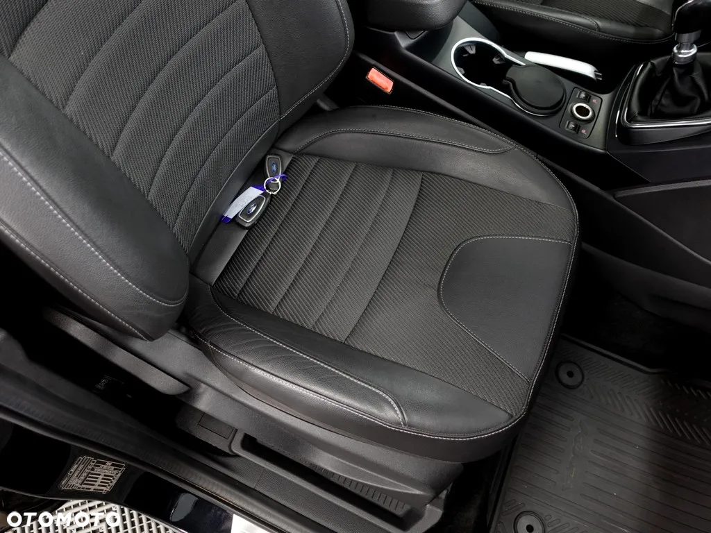 Ford Kuga 2.0 TDCi 4WD Titanium - 15