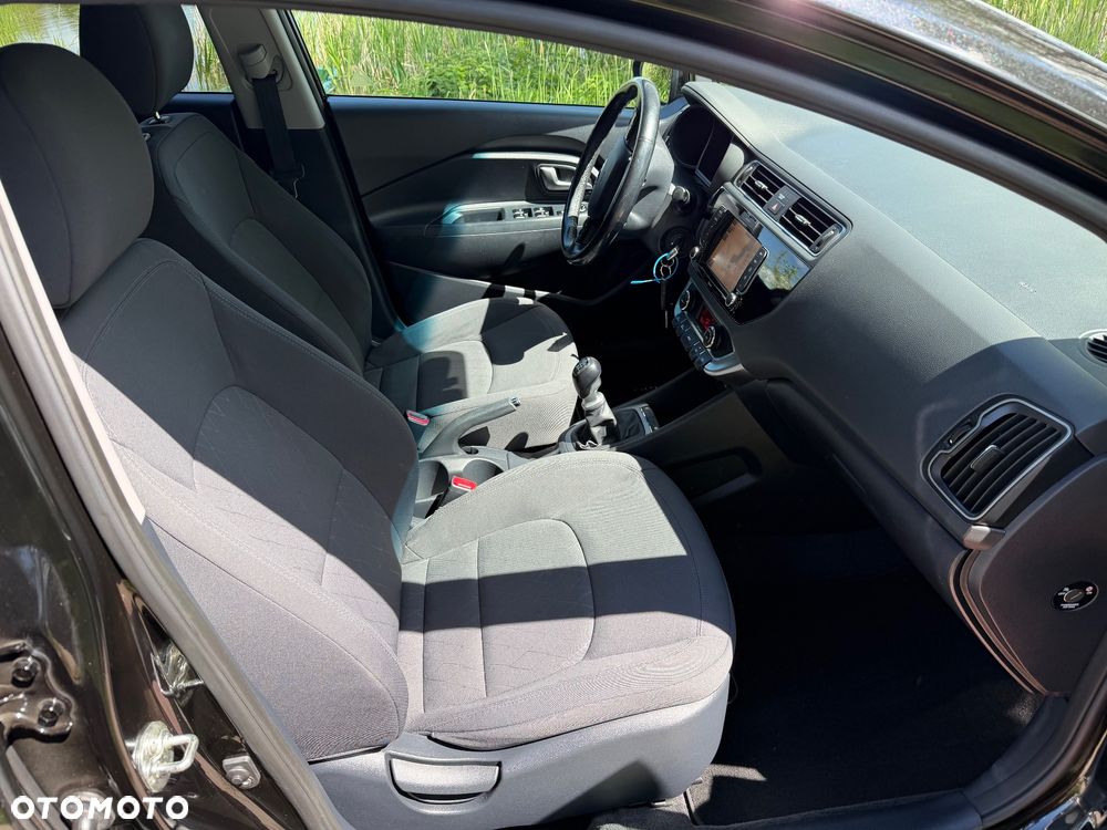 Kia Rio 1.4 ISG Dream Team Edition - 11