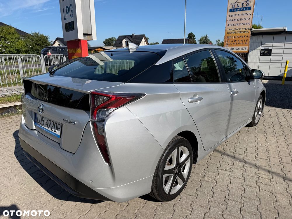 Toyota Prius 1.8 Hybrid Premium - 3