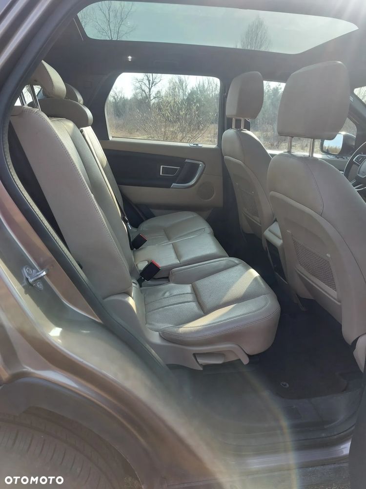 Land Rover Discovery Sport TD4 HSE Luxury - 18