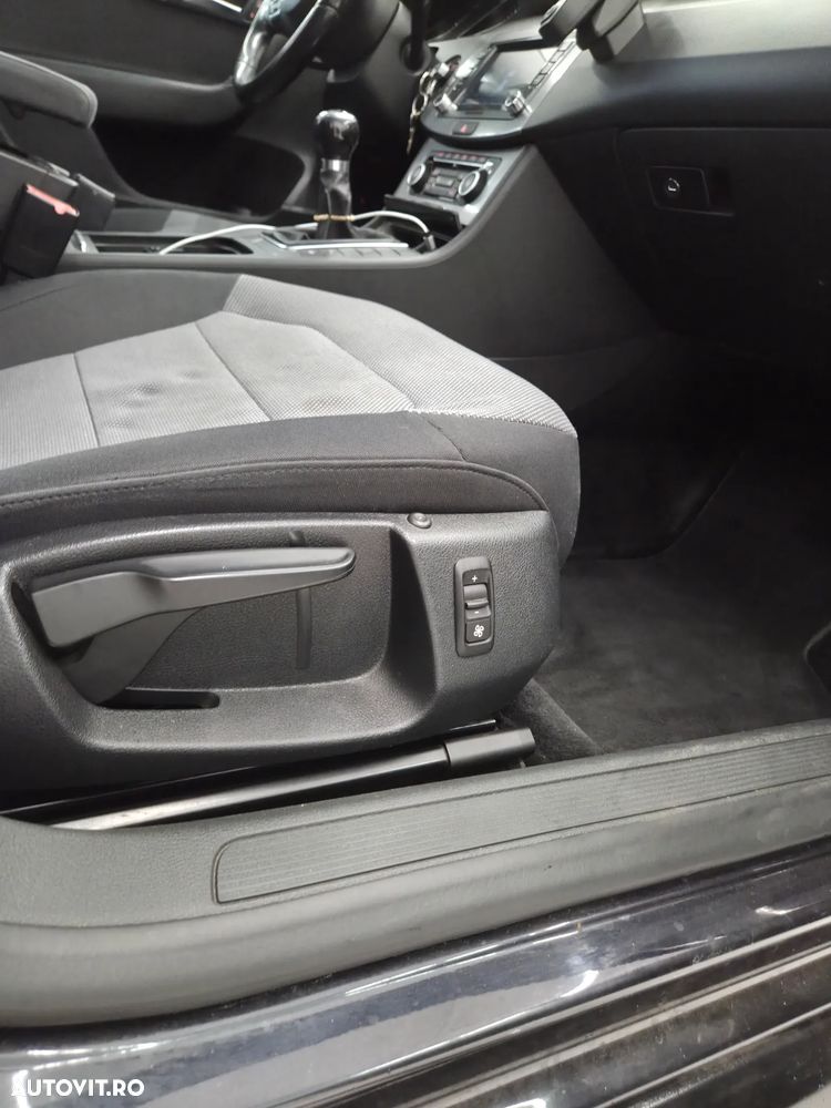 Volkswagen Passat 2.0 TDI Comfortline DPF - 16