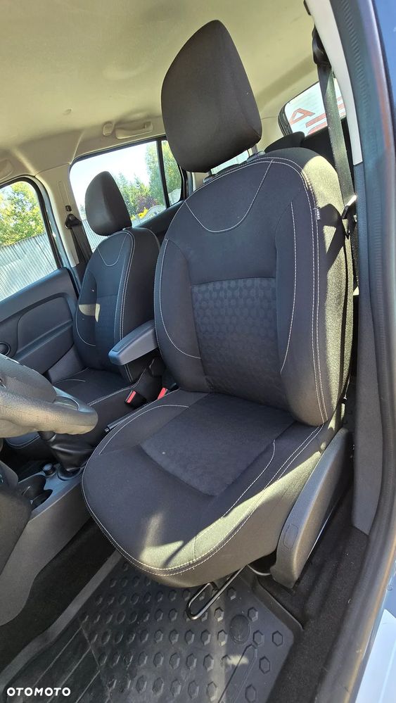 Dacia Logan 1.2 16V Access - 18