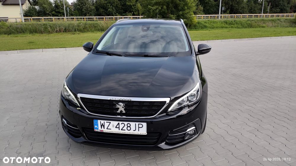 Peugeot 308 1.2 PureTech Allure S&S - 2