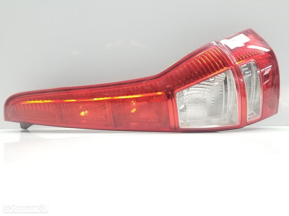 FAROLIM TRASEIRO DIREITO HONDA CR-V RD8 - 1