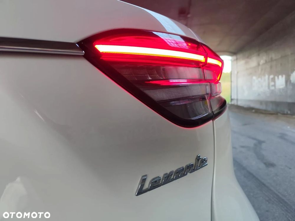 Maserati Levante S Q4 - 13