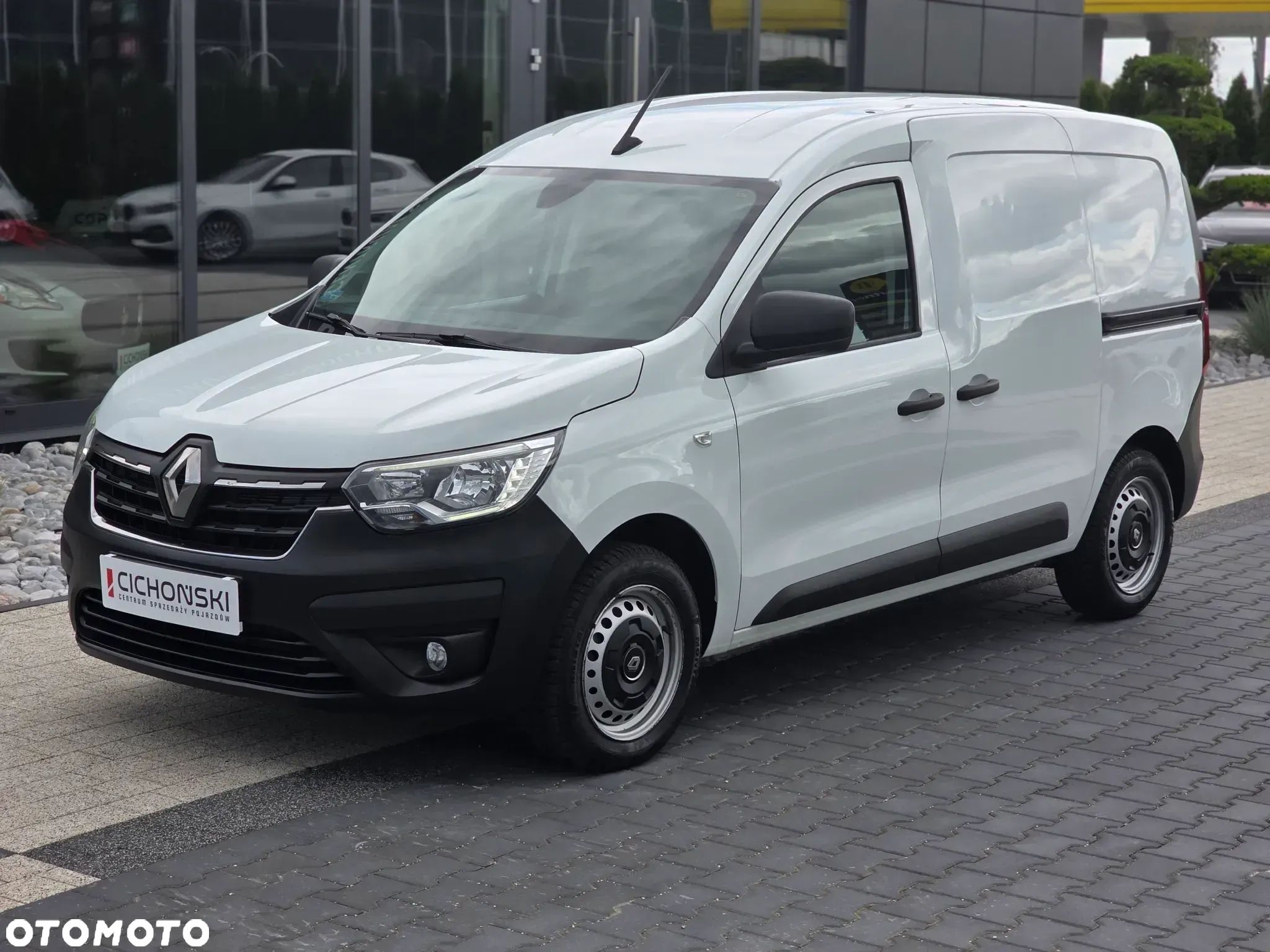 Dacia DOKKER = Renault Express 1.3 Tce Pack Clim Kangoo 2022Rok BEZWYPADKOWE z Polskiego Salonu I Bogate Wyposażenie min: Kamera Cofania Klimatyzacja i Nawigacja I Kilka Sztuk Do Wyboru I Faktura Vat 23%I ZAPRASZAMY - 1