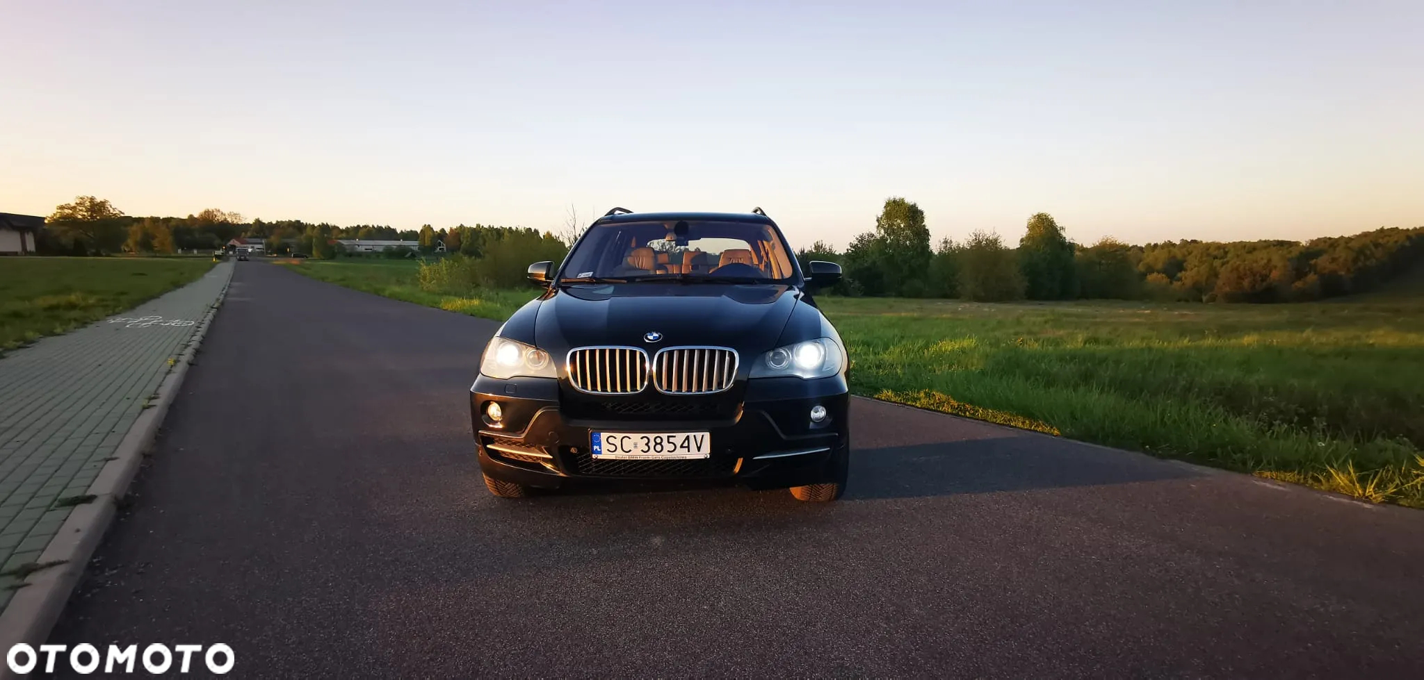 BMW X5 4.8i xDrive - 27