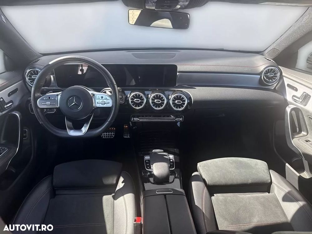 Mercedes-Benz CLA 200 - 13