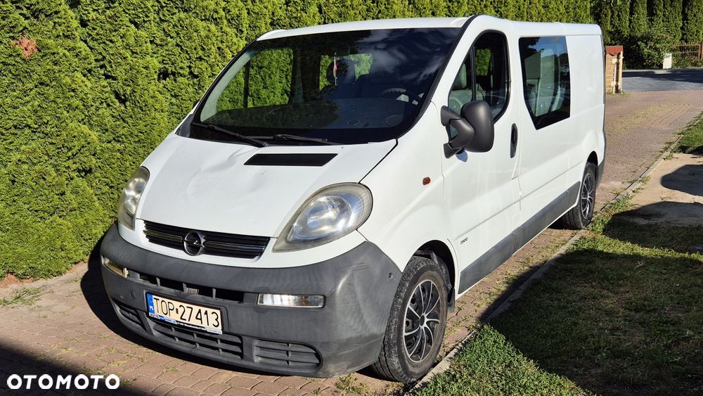 Opel Vivaro - 1