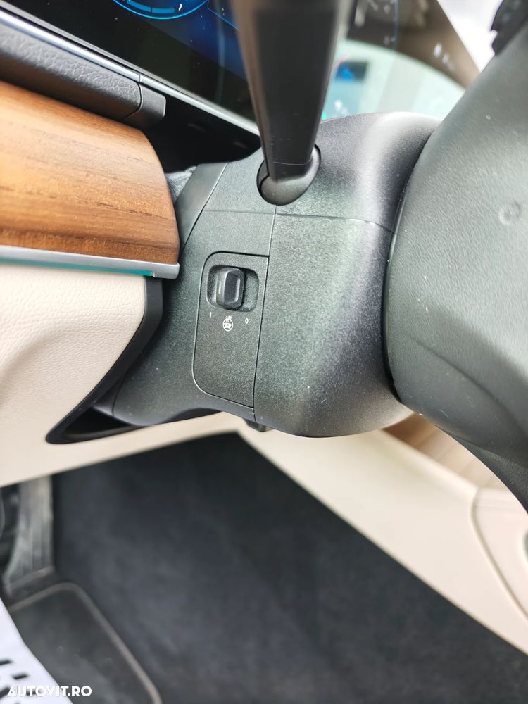 Mercedes-Benz GLE - 21