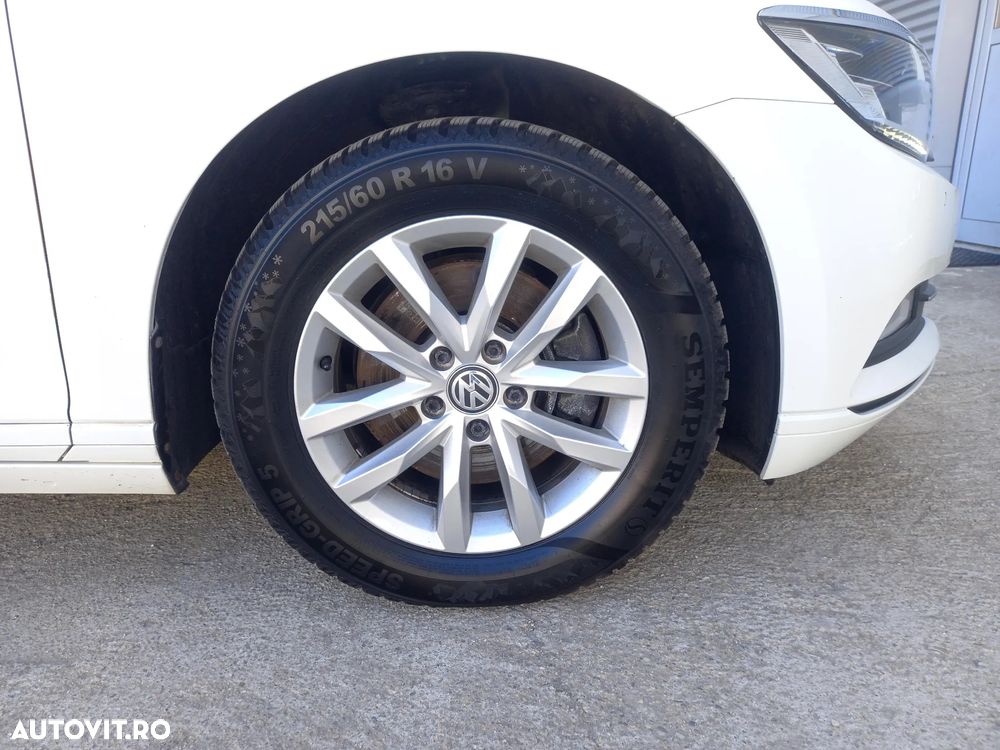 Volkswagen Passat 2.0 TDI SCR DSG Comfortline - 16