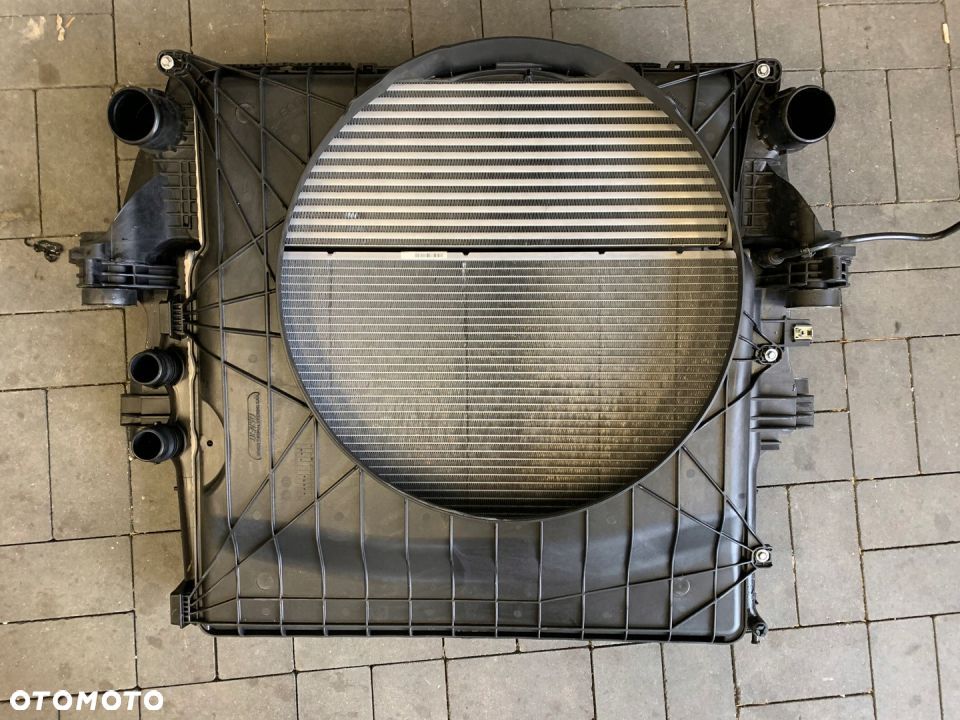 Komplet Chłodnic IVECO DAILY 2012 3.0L - 1