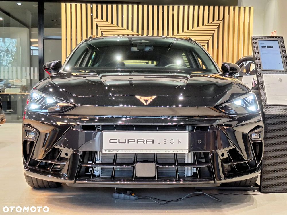Cupra Leon Sportstourer 2.0 TSI 4Drive VZ DSG - 5