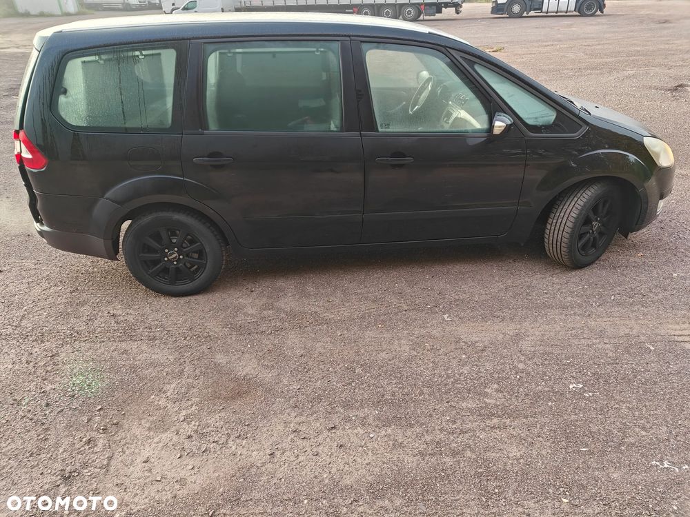 Ford Galaxy - 4