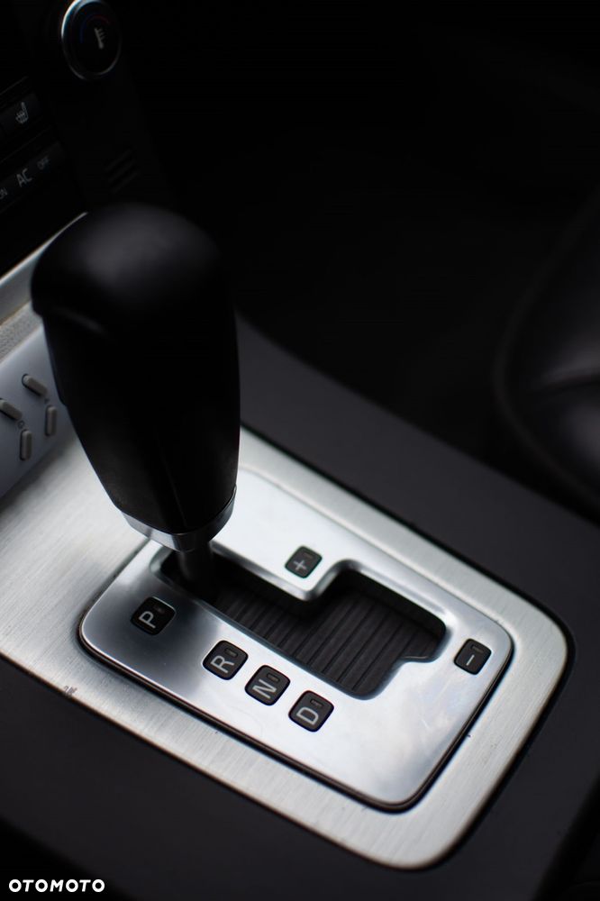 Volvo V70 2.5T Ocean Race - 15