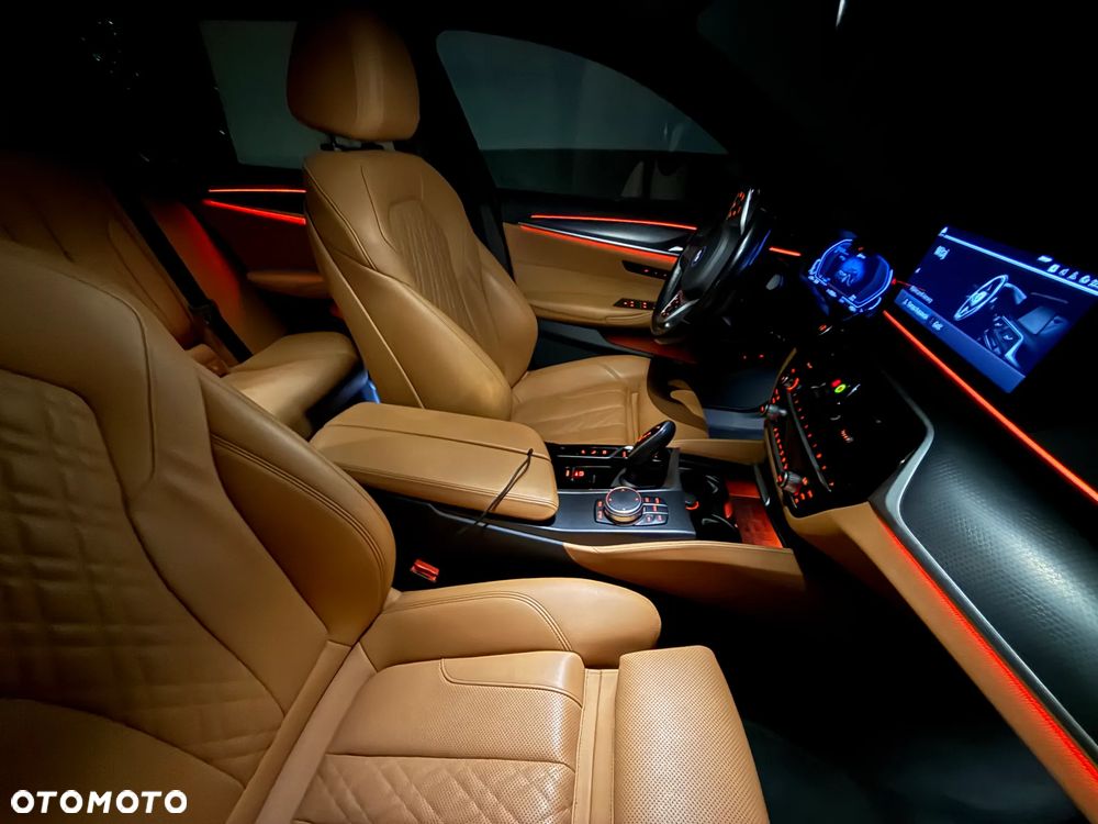 BMW Seria 5 - 16