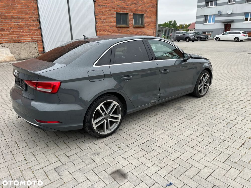 Audi A3 Sportback - 2