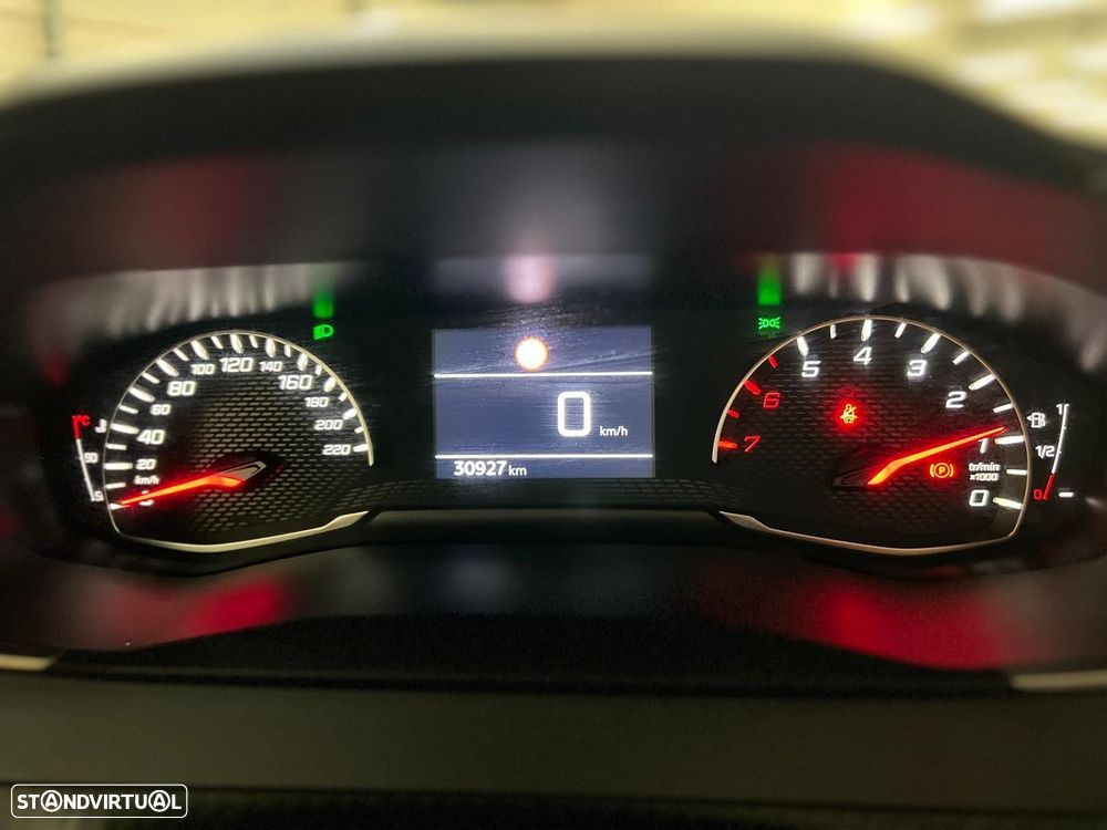 Peugeot 2008 1.2 PureTech Style - 13