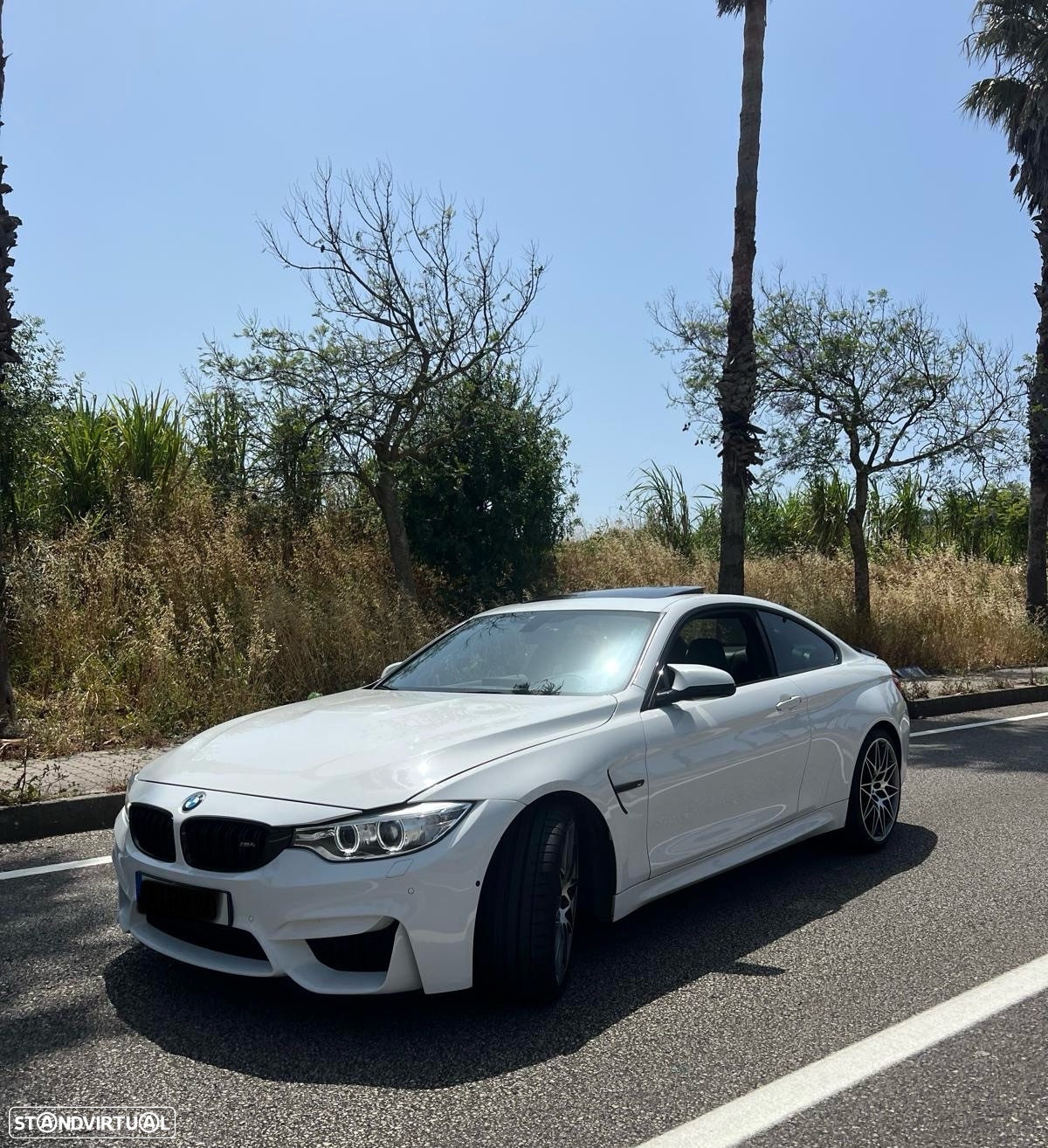 BMW M4 Auto - 3