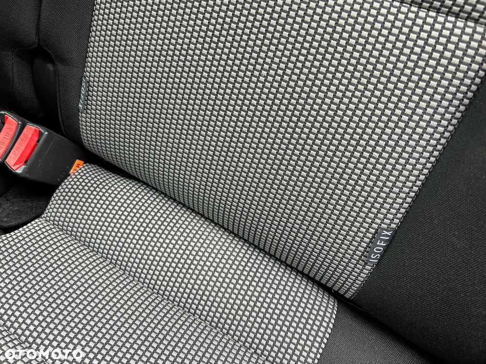 Kia Ceed 1.6 GDI Edition 7 - 24