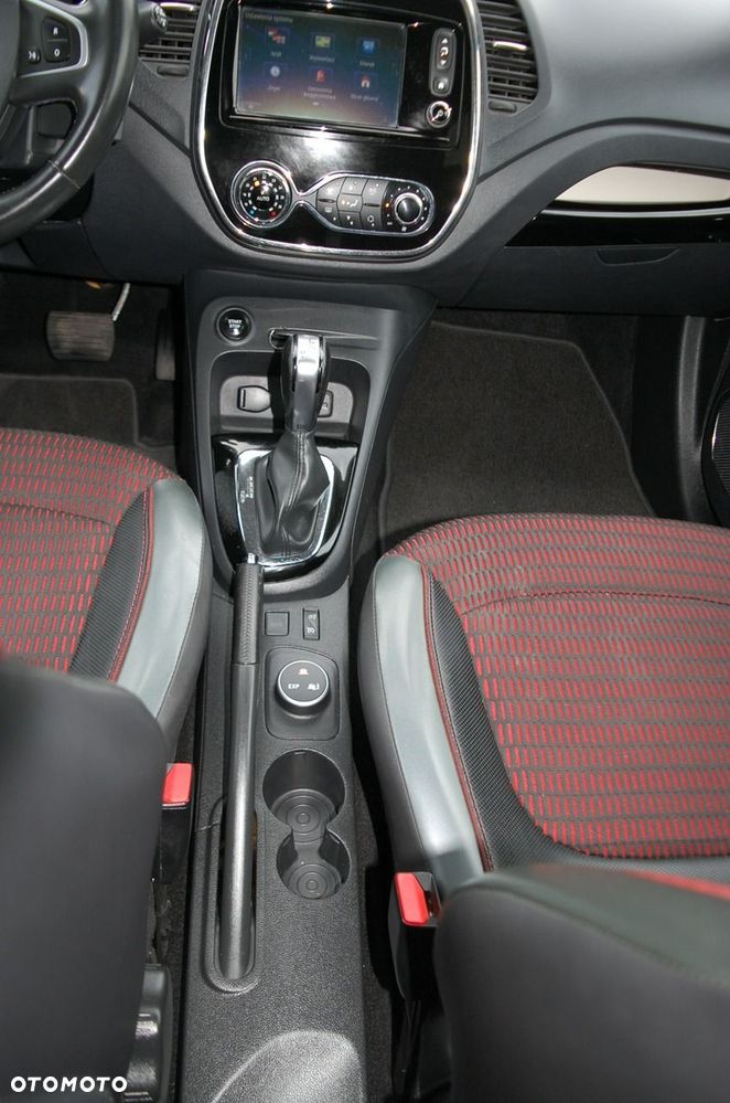 Renault Captur - 24