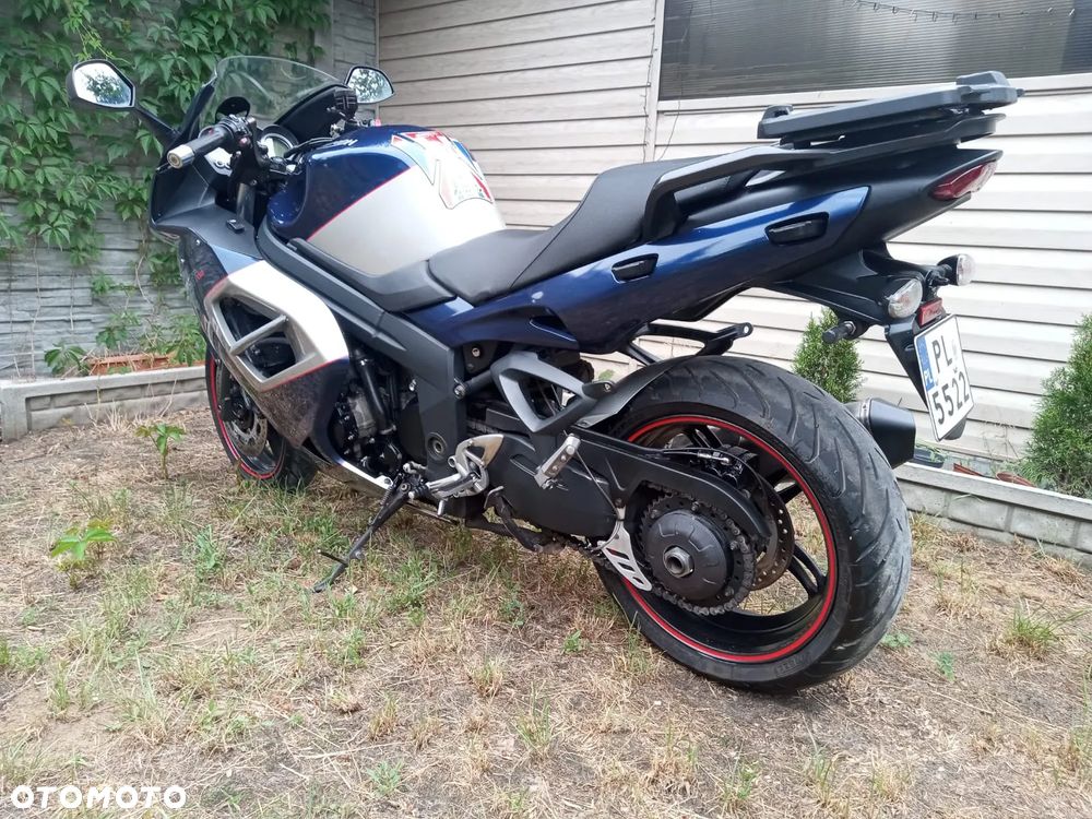 Triumph Sprint - 8